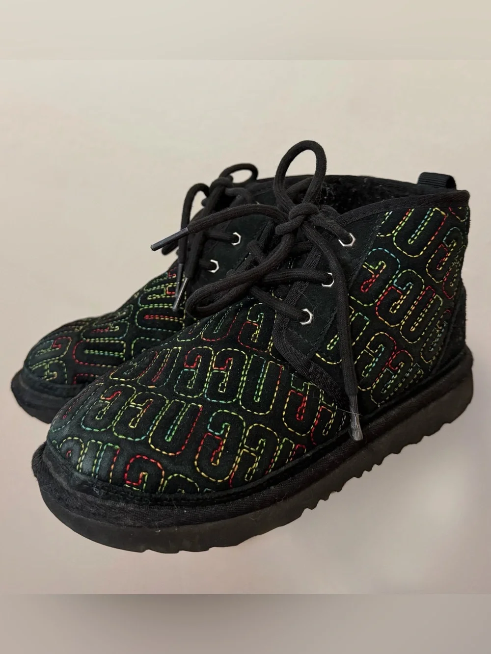 UGG Neumel II Kids Boots Size 2Y